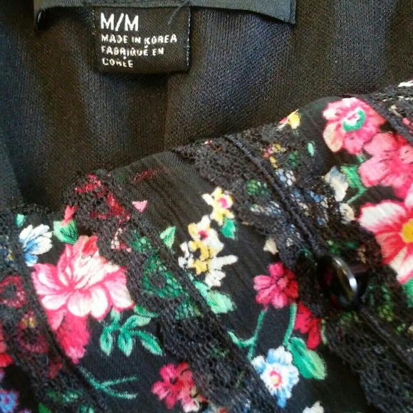 🌺 3/$15 Forever 21 Dress - Picture 3 of 3